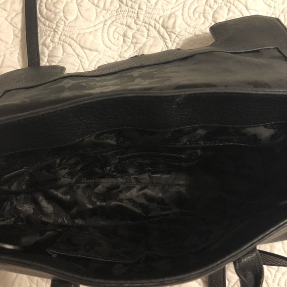 Black Genuine Leather - Picture 4 of 4